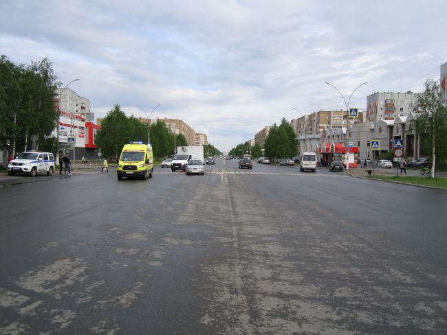 В Ухте водитель Daewoo Nexia сбил женщину на пешеходном переходе